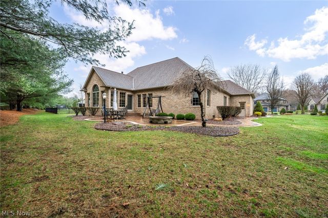 3302 Ashton Drive, Uniontown, OH 44685