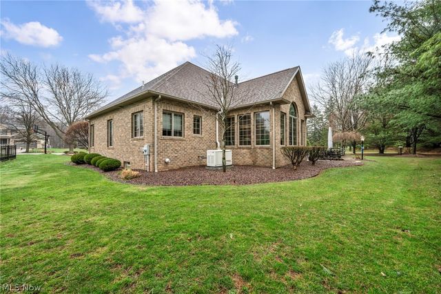 3302 Ashton Drive, Uniontown, OH 44685