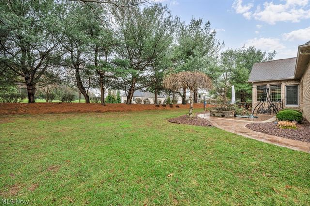 3302 Ashton Drive, Uniontown, OH 44685