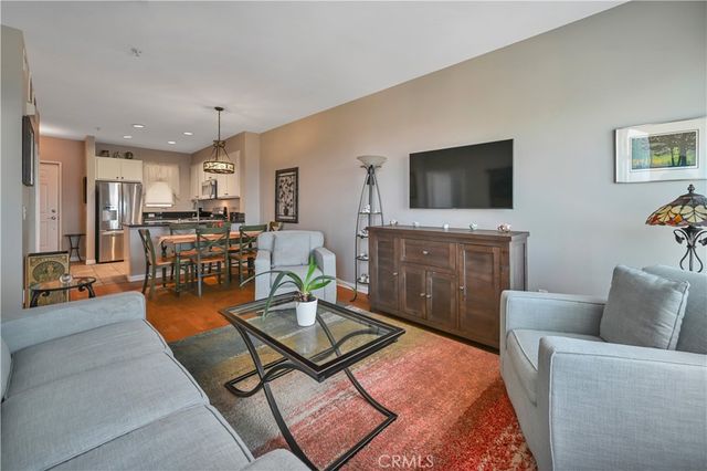 2742 Cabrillo 309, Torrance, CA 90501