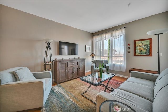 2742 Cabrillo 309, Torrance, CA 90501