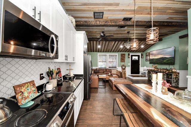 20202 River Ridge Dr, Porter, TX 77365