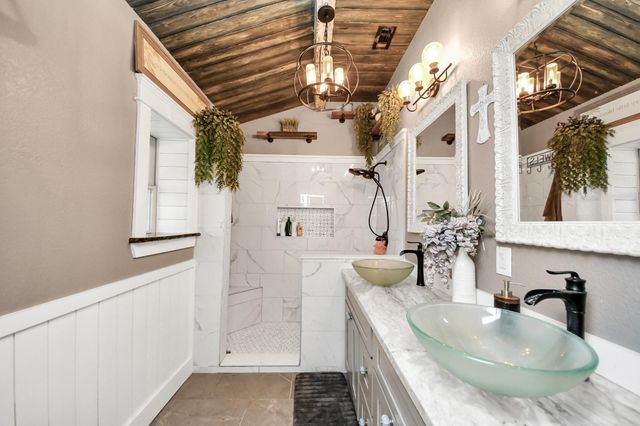 20202 River Ridge Dr, Porter, TX 77365