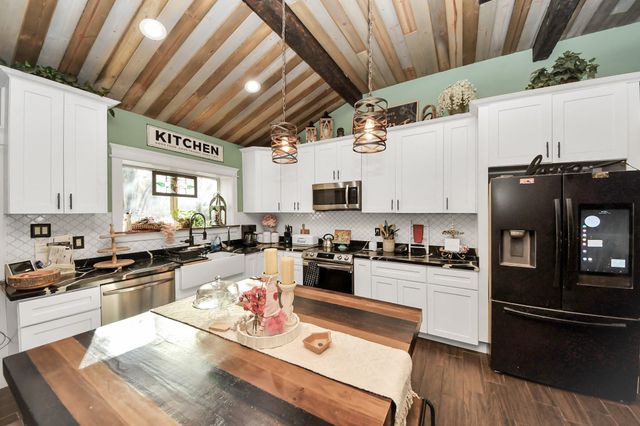 20202 River Ridge Dr, Porter, TX 77365