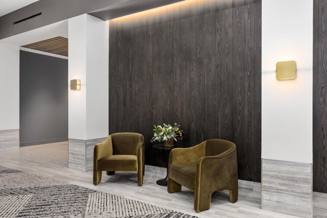 144 Oakes Street 2006, Grand Rapids, MI 49503