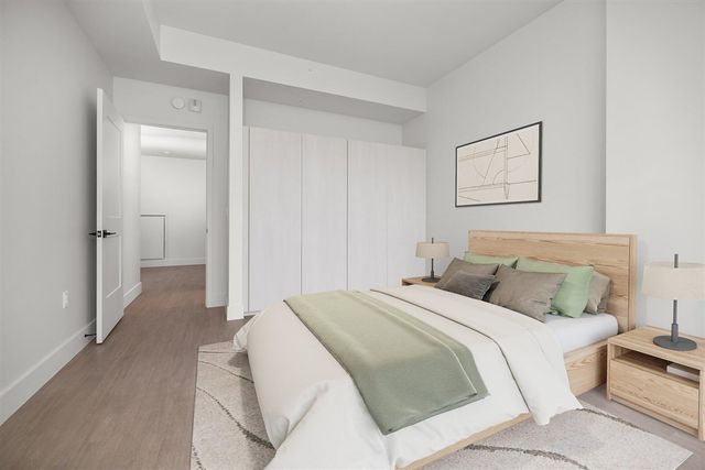 144 Oakes Street 2006, Grand Rapids, MI 49503