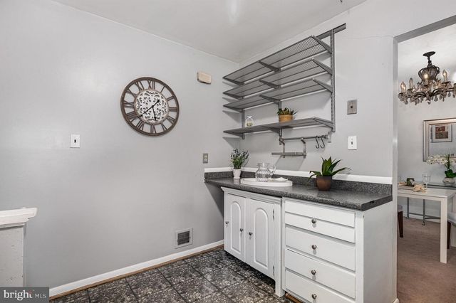 8809 VERNON VIEW DR, Alexandria, VA 22308