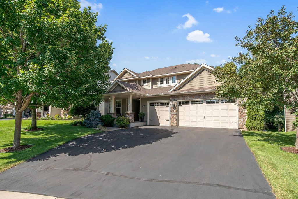12593 Zumbrota Street NE, Blaine, MN 55449