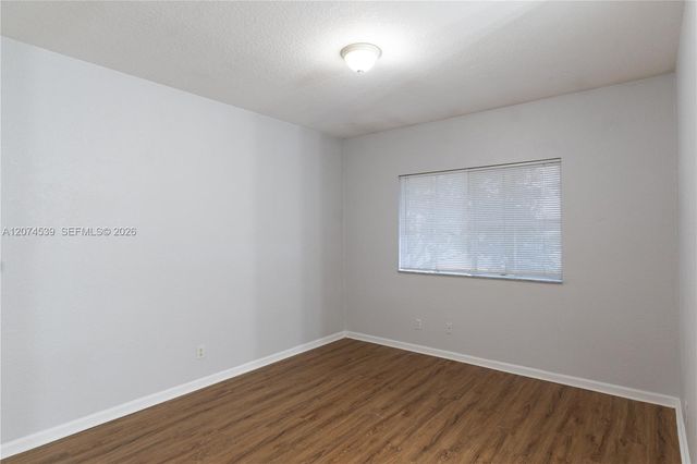 806 N Santa Catalina Circle, North Lauderdale, FL 33068