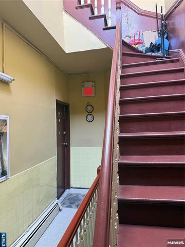 6201 Hudson Avenue, West New York, NJ 07093