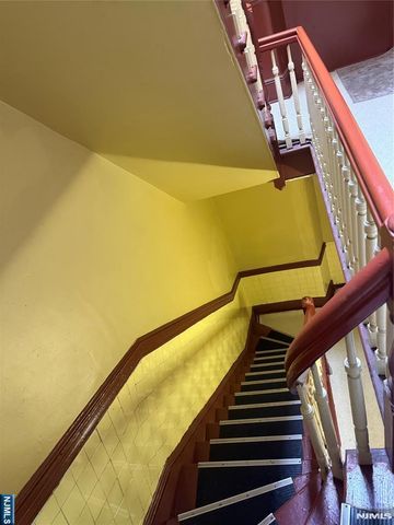 6201 Hudson Avenue, West New York, NJ 07093