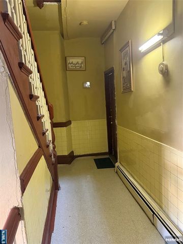 6201 Hudson Avenue, West New York, NJ 07093