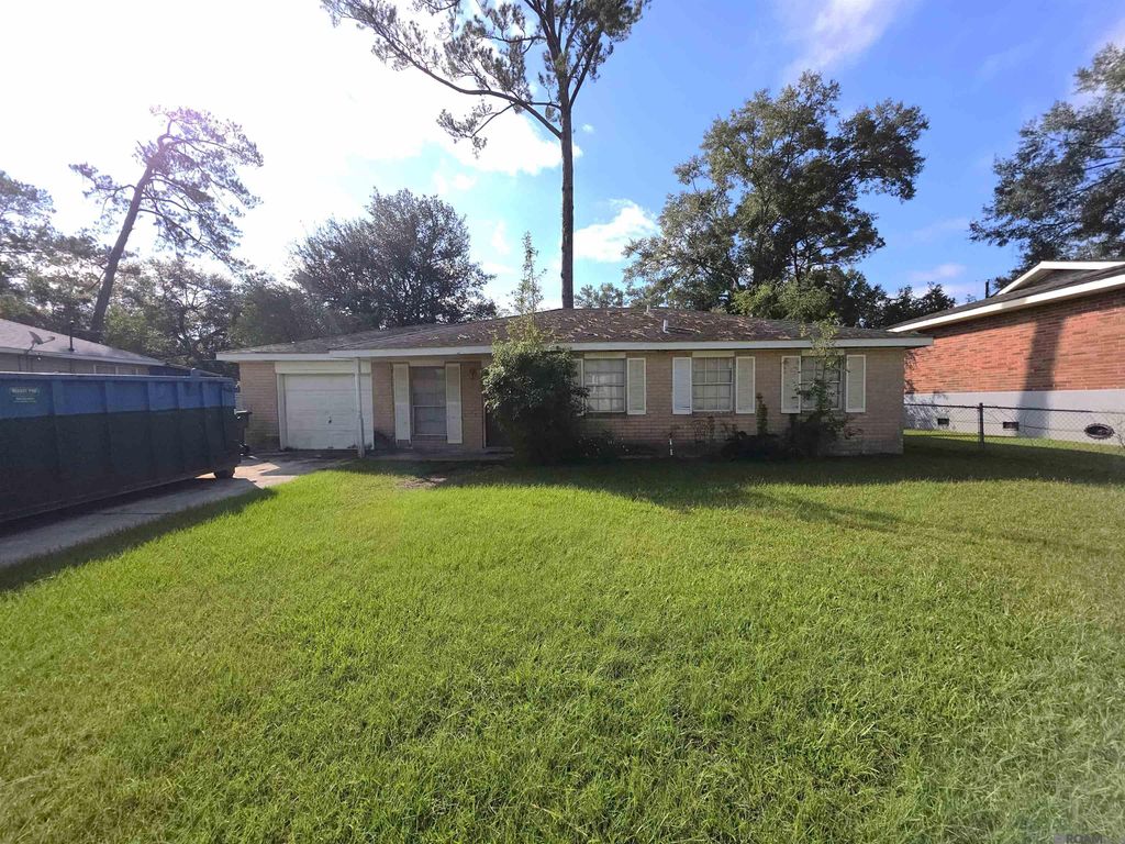 1727 Mcarthur Dr, Slidell, LA 70460