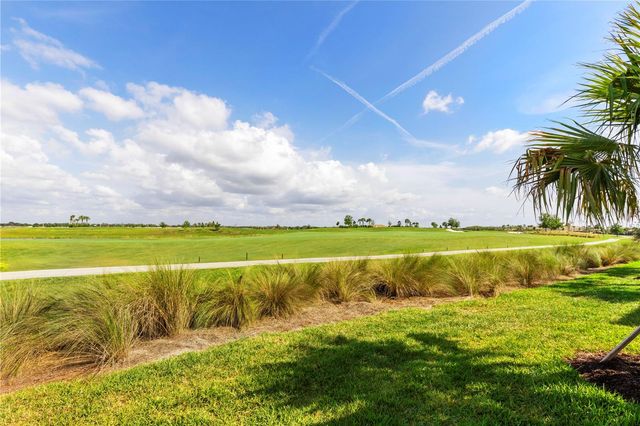 5558 PALMER CIRCLE 105, Bradenton, FL 34211