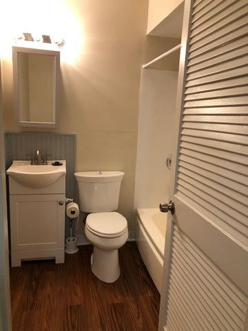 4604 Imperial Drive, Left, Toledo, OH 43623