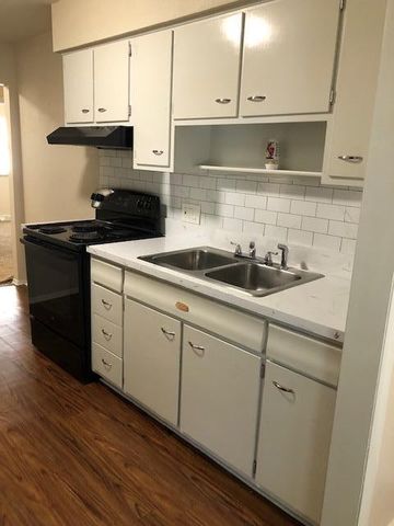 4604 Imperial Drive, Left, Toledo, OH 43623