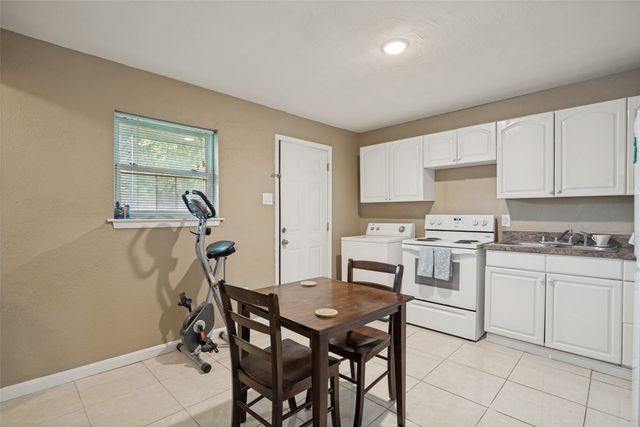 826 Beverly Drive, Garland, TX 75040