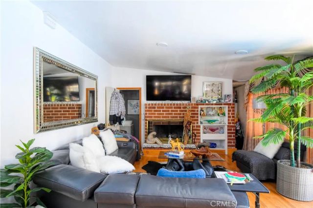 15058 Friar Street, Van Nuys, CA 91411