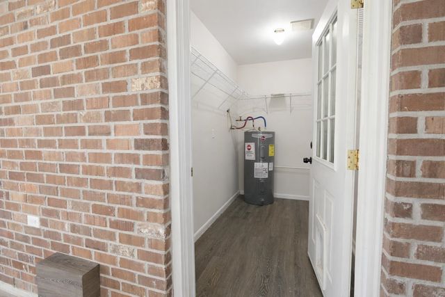 105 Bayou Vista Drive, Thibodaux, LA 70301