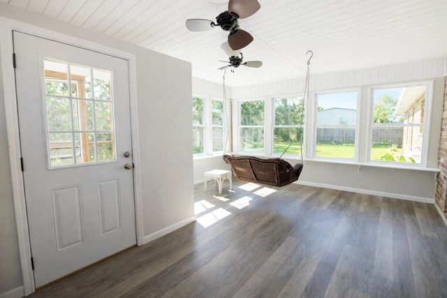 105 Bayou Vista Drive, Thibodaux, LA 70301