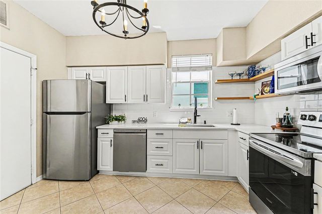 4004 LADY PALM COURT, Tampa, FL 33624