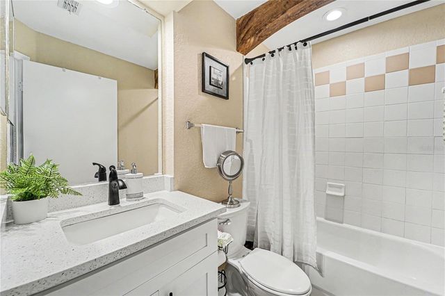 4004 LADY PALM COURT, Tampa, FL 33624