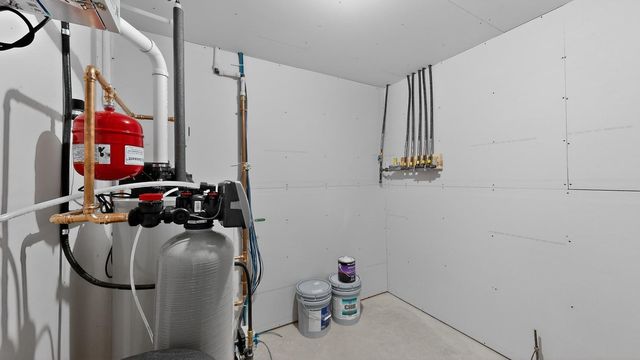 6120 Cody Lane NW, Rochester, MN 55901