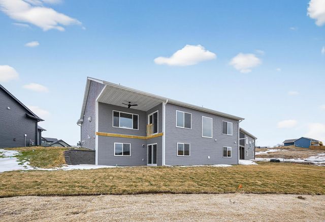 6120 Cody Lane NW, Rochester, MN 55901