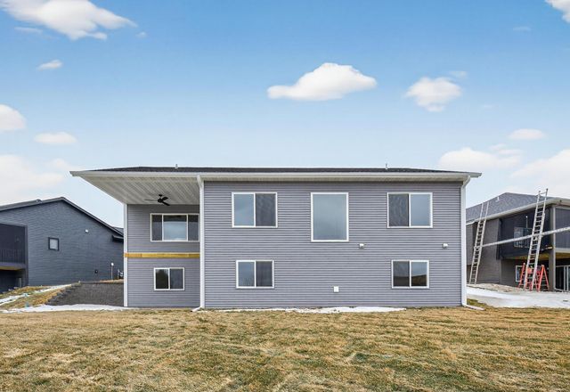 6120 Cody Lane NW, Rochester, MN 55901