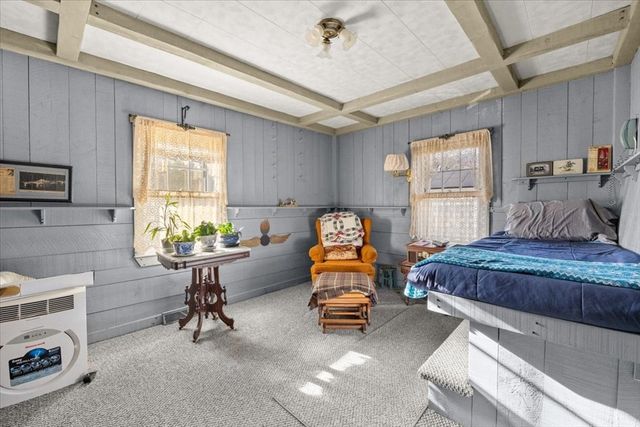 15 Seaview Ave, Swansea, MA 02777