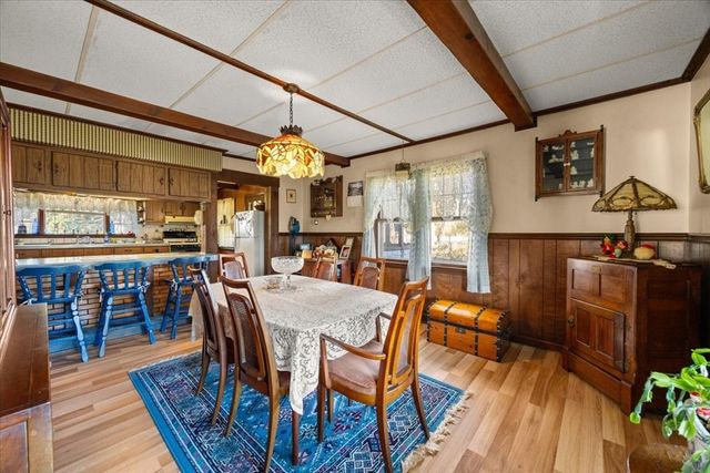 15 Seaview Ave, Swansea, MA 02777