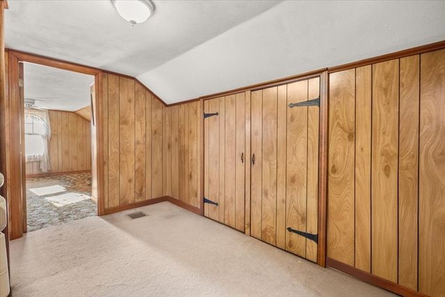 15 Seaview Ave, Swansea, MA 02777