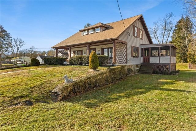 15 Seaview Ave, Swansea, MA 02777