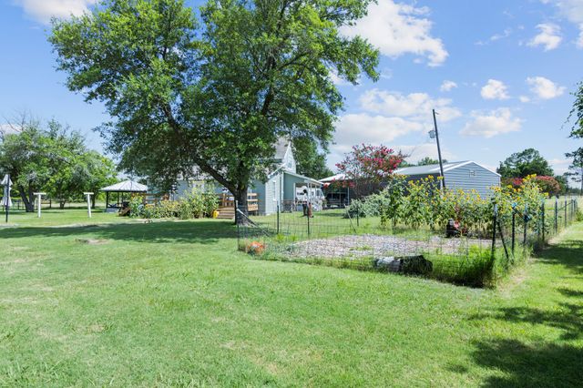 10543 County Road 2326, Terrell, TX 75160