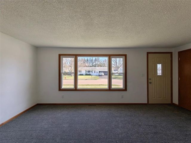 2212 Bartlett Avenue, Altoona, WI 54720