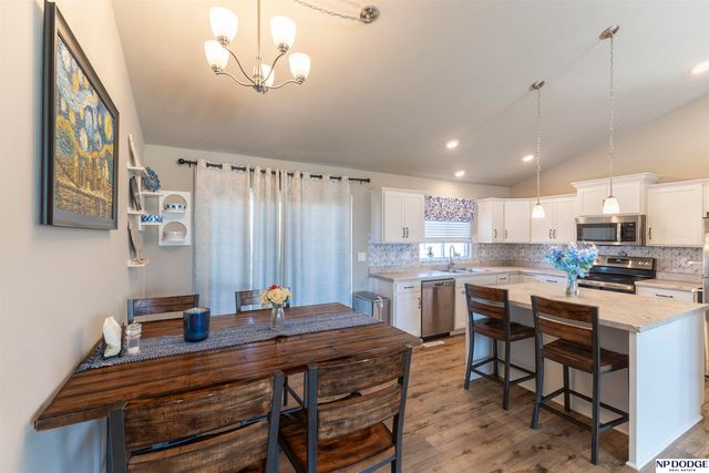 14822 S 19th Street, Bellevue, NE 68123