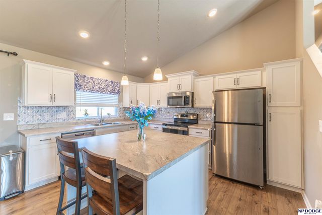 14822 S 19th Street, Bellevue, NE 68123