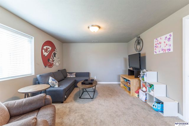 14822 S 19th Street, Bellevue, NE 68123
