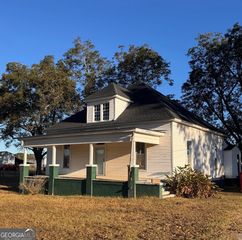 460 Mask Road, Brooks, GA 30205