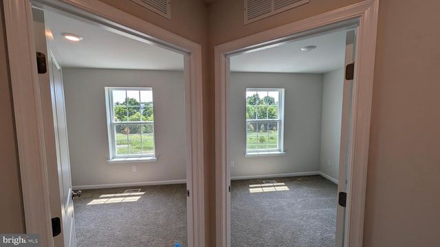 568 SWAMP CREEK RD, Bechtelsville, PA 19505