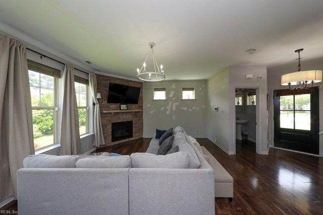 205 Benthall RD, Hampton, VA 23664