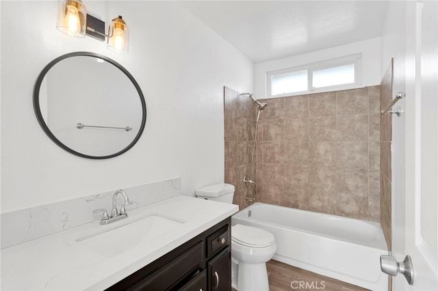 12696 Kiowa Road, Apple Valley, CA 92308