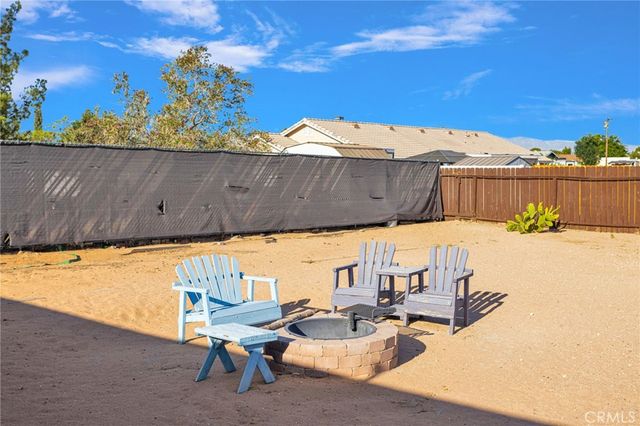 12696 Kiowa Road, Apple Valley, CA 92308