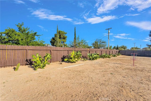 12696 Kiowa Road, Apple Valley, CA 92308