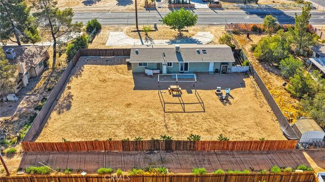 12696 Kiowa Road, Apple Valley, CA 92308