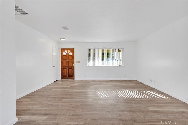 12696 Kiowa Road, Apple Valley, CA 92308