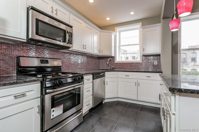 21 Dewey Place 2, Brooklyn, NY 11233