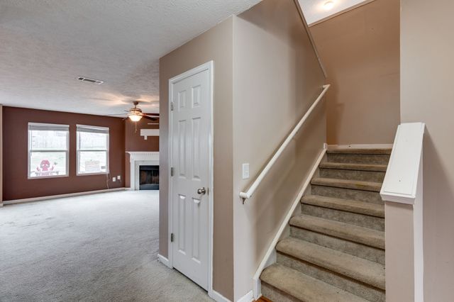 1053 Gannett Rd, Hendersonville, TN 37075