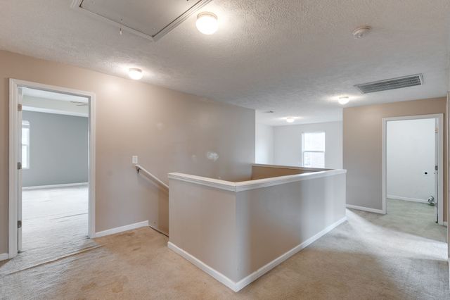 1053 Gannett Rd, Hendersonville, TN 37075