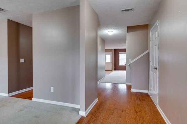 1053 Gannett Rd, Hendersonville, TN 37075